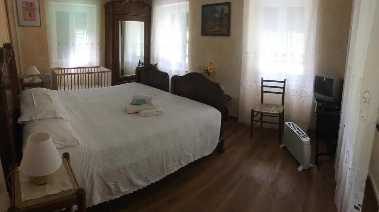 Camere E Accoglienza La Casa Della Nonna Borzonasca Exterior foto